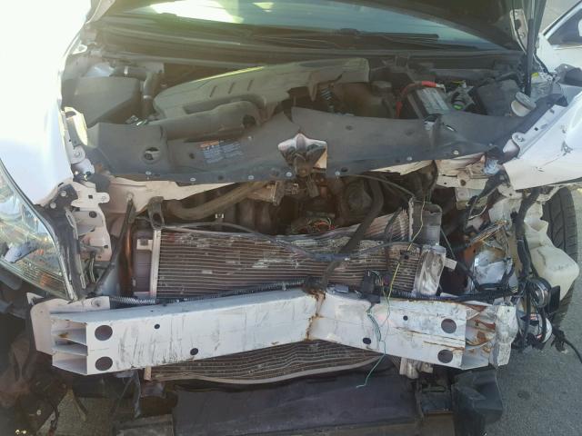 1G1ZE5E04CF375074 - 2012 CHEVROLET MALIBU LTZ WHITE photo 7