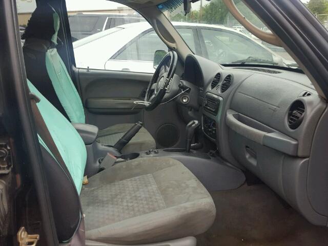 1J4GL38K45W644239 - 2005 JEEP LIBERTY RE BLACK photo 5