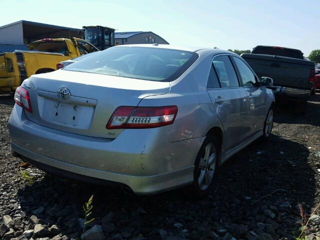 4T1BK3EK1BU622614 - 2011 TOYOTA CAMRY SE SILVER photo 4