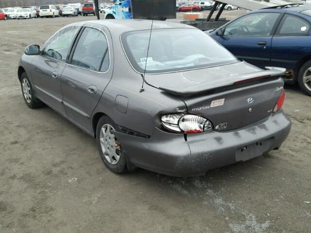 KMHJF35F2YU051517 - 2000 HYUNDAI ELANTRA GL GRAY photo 3