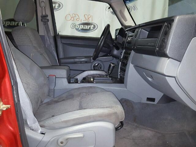 1J8HH48K56C212594 - 2006 JEEP COMMANDER BURGUNDY photo 5