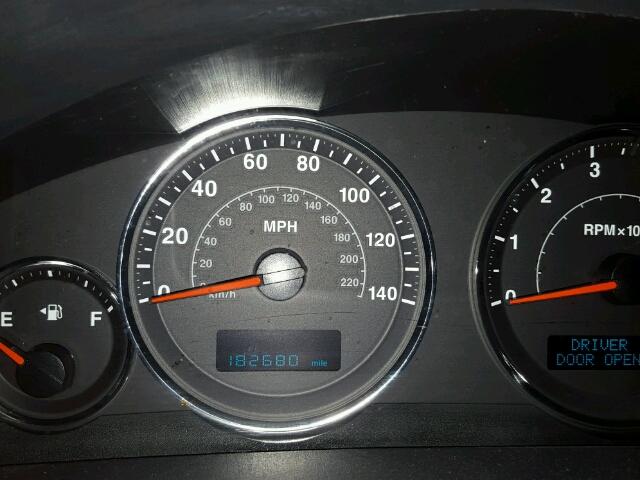 1J8HH48K56C212594 - 2006 JEEP COMMANDER BURGUNDY photo 8