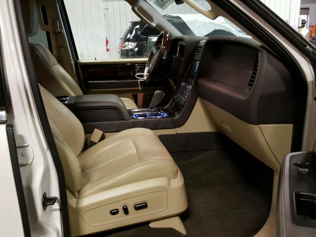 5LMJJ2JT4FEJ06347 - 2015 LINCOLN NAVIGATOR 白色 照片 5