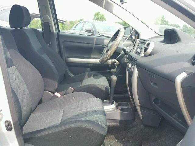 JTKKT624165020040 - 2006 TOYOTA SCION XA SILVER photo 5
