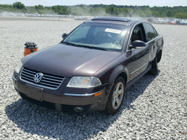 WVWRH63B44P159567 - 2004 VOLKSWAGEN PASSAT GLX 栗色 照片 2