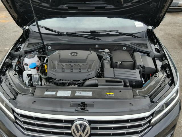 1VWBA7A3XJC007641 - 2018 VOLKSWAGEN PASSAT SE BLACK photo 7