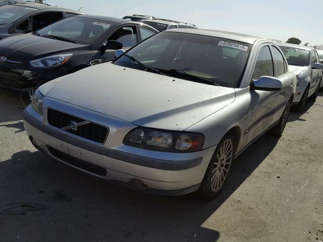 YV1RS58D912036095 - 2001 VOLVO S60 2.4T SILVER photo 2