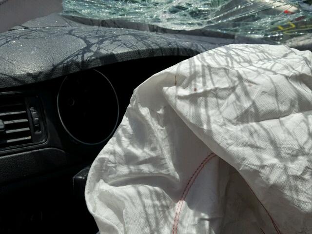 3VW2K7AJ1FM319705 - 2015 VOLKSWAGEN JETTA BASE 灰色 照片 8