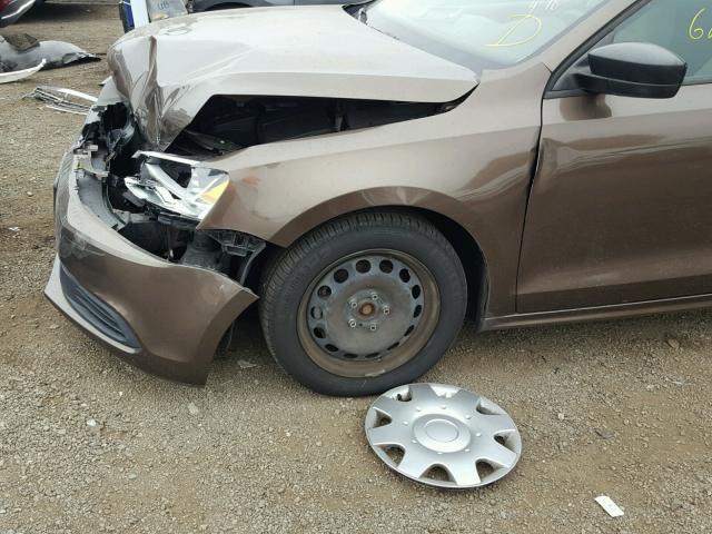 3VW2K7AJXCM397427 - 2012 VOLKSWAGEN JETTA BASE 棕色 照片 9