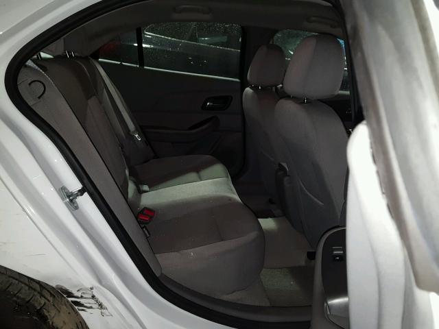 1G11B5SA0DF345994 - 2013 CHEVROLET MALIBU LS WHITE photo 6