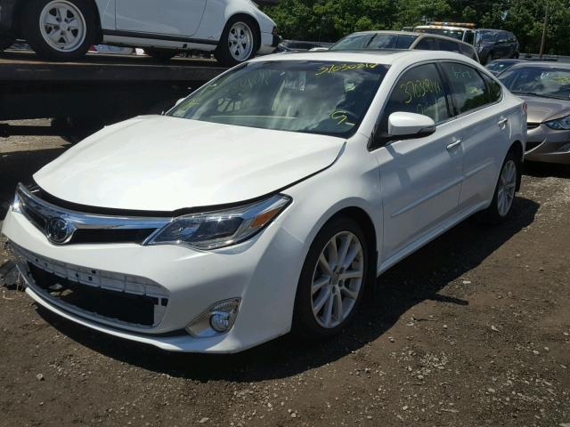 4T1BK1EB6FU170170 - 2015 TOYOTA AVALON XLE WHITE photo 2