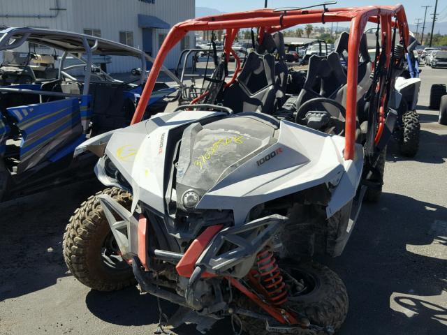 3JBPBAP29HJ000291 - 2017 CAN-AM MAVERICK M TWO TONE photo 2