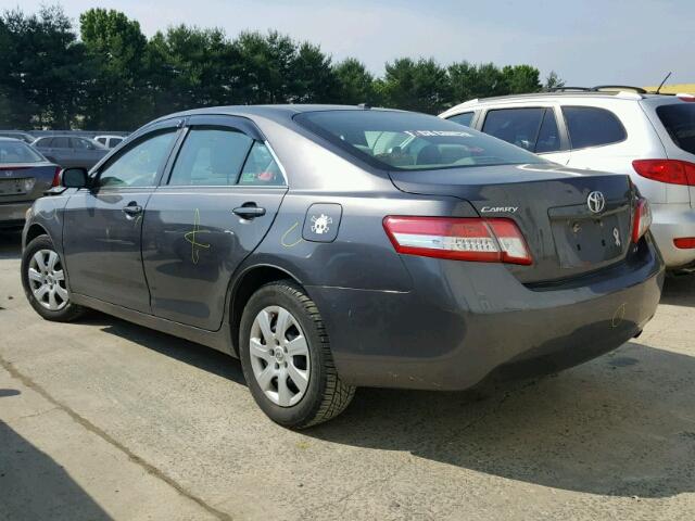 4T4BF3EK8BR147747 - 2011 TOYOTA CAMRY BASE GRAY photo 3