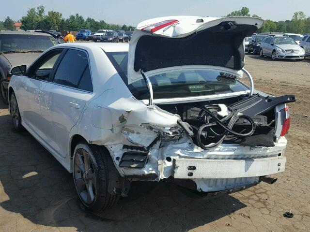 4T1BF1FK1CU623397 - 2012 TOYOTA CAMRY BASE WHITE photo 3