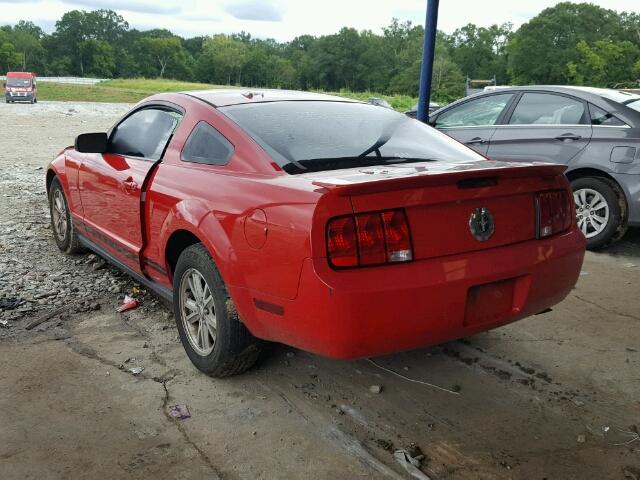 1ZVFT80N375233313 - 2007 FORD MUSTANG RED photo 3