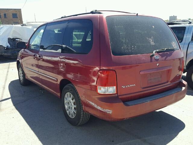 KNDUP131226217928 - 2002 KIA SEDONA EX RED photo 3