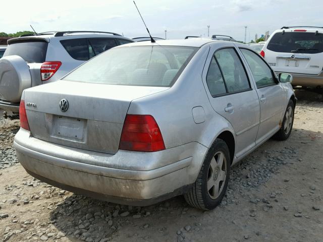 3VWSB69MX2M109560 - 2002 VOLKSWAGEN JETTA GLS SILVER photo 4