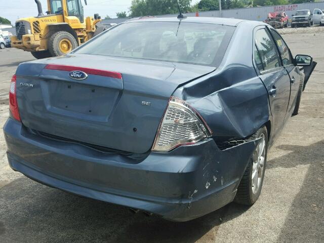 3FAHP0HA2CR281546 - 2012 FORD FUSION SE BLUE photo 4