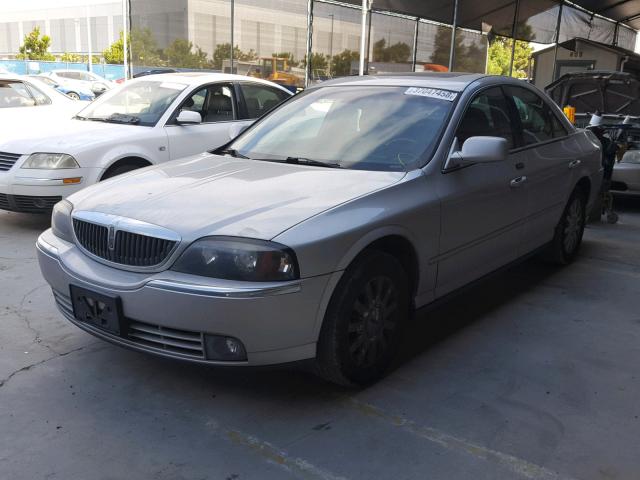 1LNHM86S64Y673134 - 2004 LINCOLN LS 银色 照片 2