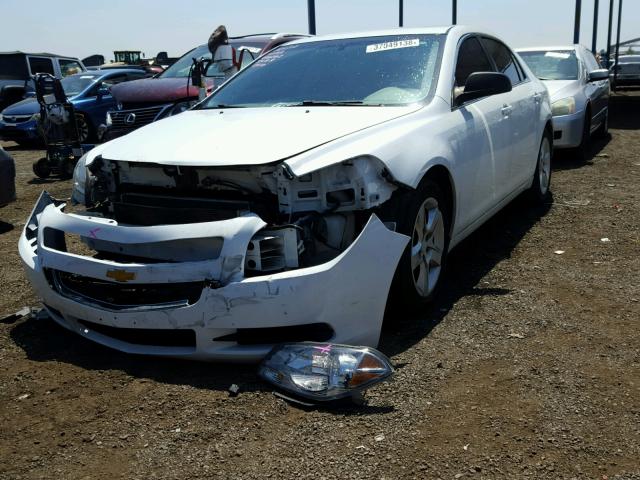 1G1ZB5E1XBF118629 - 2011 CHEVROLET MALIBU LS WHITE photo 2