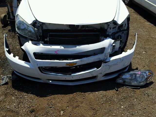 1G1ZB5E1XBF118629 - 2011 CHEVROLET MALIBU LS WHITE photo 9