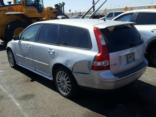 YV1MW682562179247 - 2006 VOLVO V50 T5 SILVER photo 3