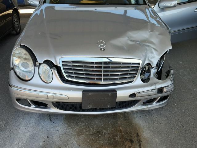 WDBUF26J25A824688 - 2005 MERCEDES-BENZ E 320 CDI SILVER photo 7