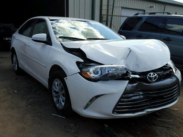 4T4BF1FK5FR501152 - 2015 TOYOTA CAMRY LE/X WHITE photo 1