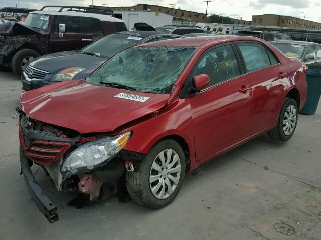 5YFBU4EE8DP181479 - 2013 TOYOTA COROLLA BA RED photo 2