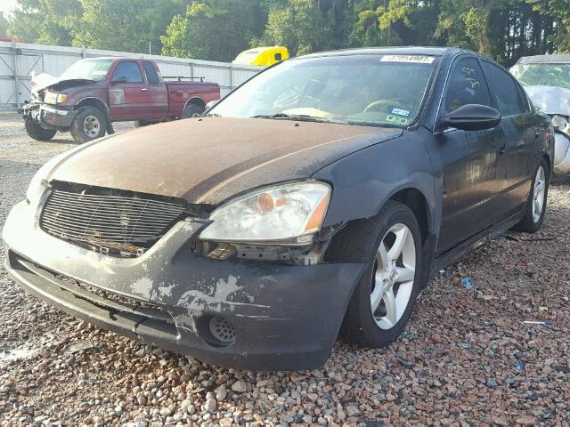 1N4AL11D32C705370 - 2002 NISSAN ALTIMA BAS BLACK photo 2