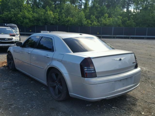 2C3LA73W36H386683 - 2006 CHRYSLER 300C SRT-8 SILVER photo 3