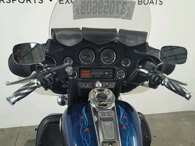 1HD1FCW12XY632724 - 1999 HARLEY-DAVIDSON FLHTCUI BLUE photo 8