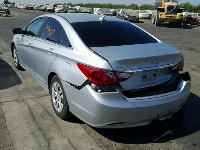 5NPEB4AC7BH286435 - 2011 HYUNDAI SONATA GLS SILVER photo 3