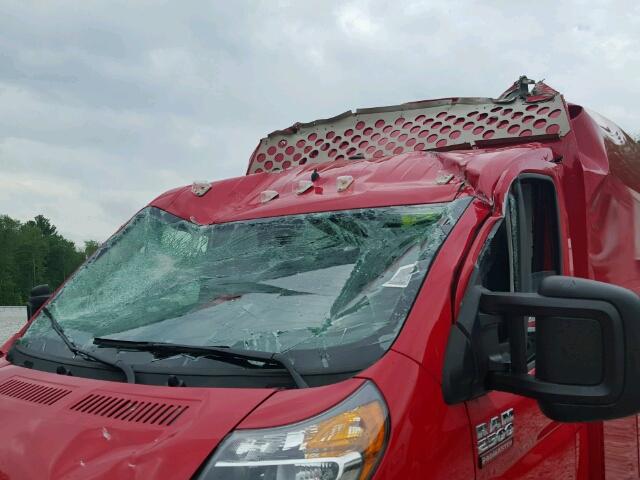 3C7WRVTG4GE102959 - 2016 RAM PROMASTER 红色 照片 9