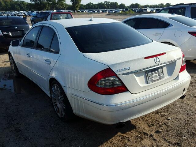 WDBUF56XX7B064643 - 2007 MERCEDES-BENZ E 350 WHITE photo 3