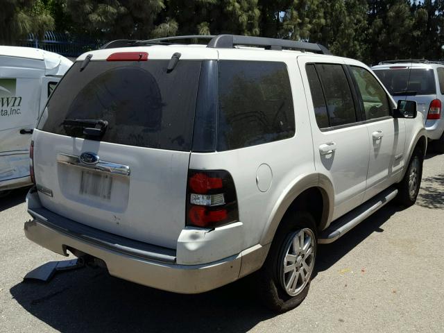 1FMEU64E88UA14232 - 2008 FORD EXPLORER E WHITE photo 4