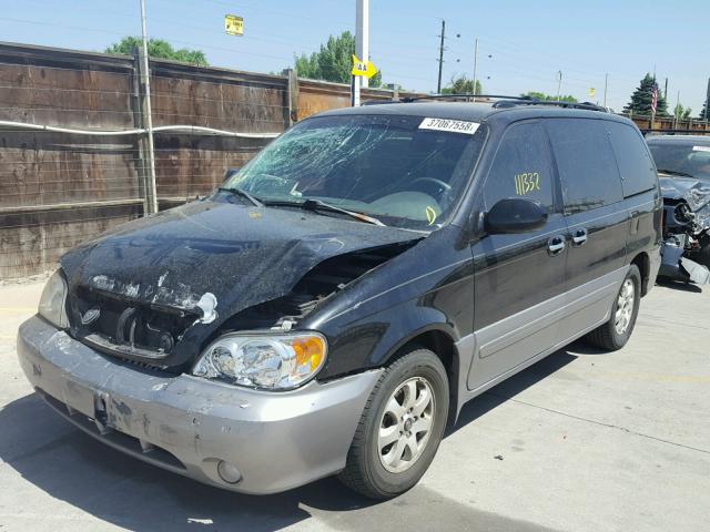 KNDUP131746586755 - 2004 KIA SEDONA EX BLACK photo 2