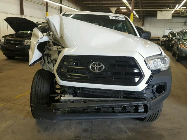 5TFSX5EN5HX053575 - 2017 TOYOTA TACOMA WHITE photo 7