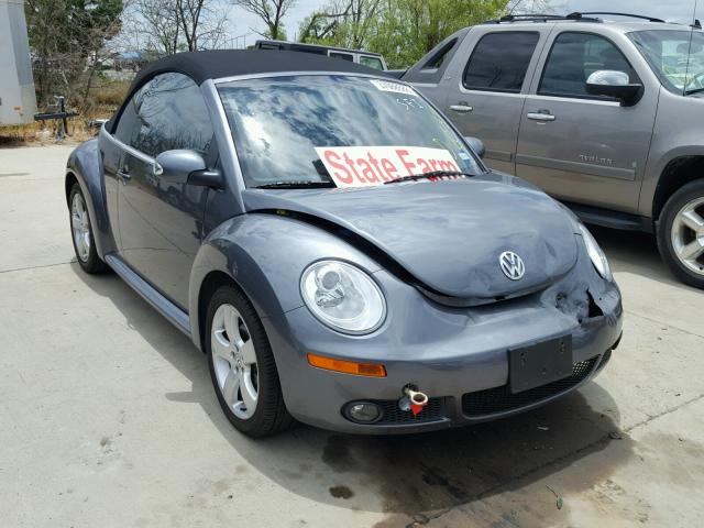 3VWSF31YX6M311385 - 2006 VOLKSWAGEN NEW BEETLE 灰色 照片 1