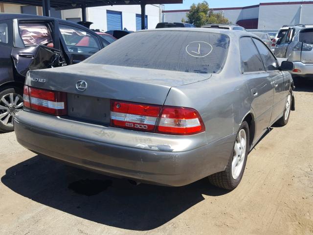 JT8BF28G0Y5085150 - 2000 LEXUS ES 300 GRAY photo 4