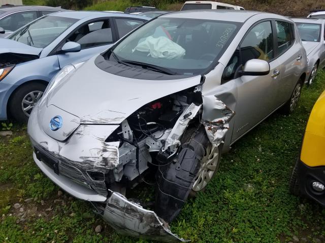 1N4BZ0CP1HC310018 - 2017 NISSAN LEAF S SILVER photo 2