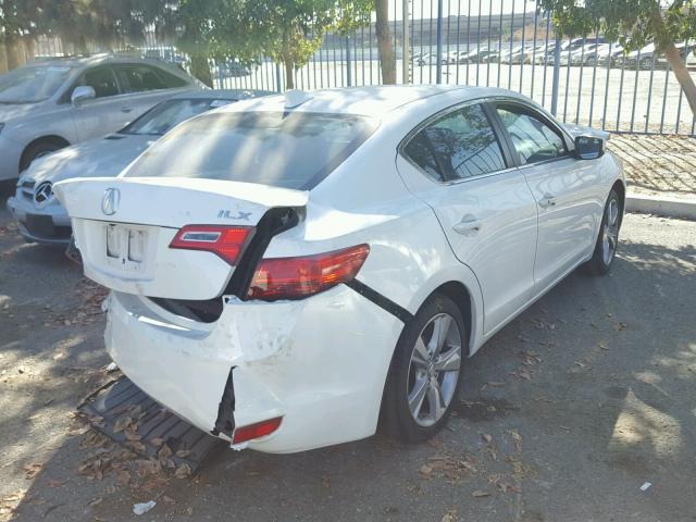 19VDE1F58DE019512 - 2013 ACURA ILX 20 PRE WHITE photo 4