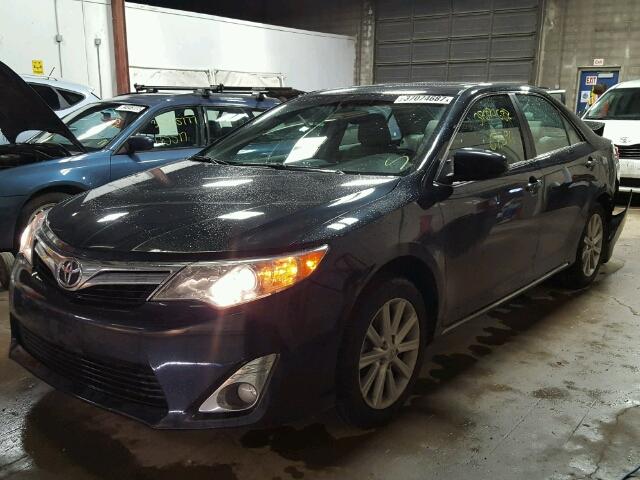 4T4BF1FK3DR278798 - 2013 TOYOTA CAMRY SILVER photo 2