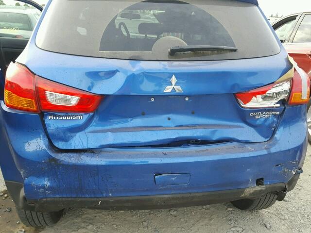 4A4AP3AU2FE009113 - 2015 MITSUBISHI OUTLANDER BLUE photo 9