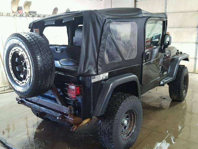 1J4FA29175P351625 - 2005 JEEP WRANGLER / BLACK photo 4