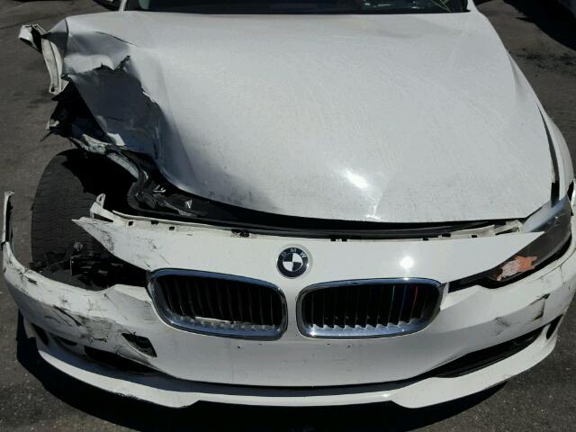 WBA3C1C57CF432438 - 2012 BMW 328 WHITE photo 7