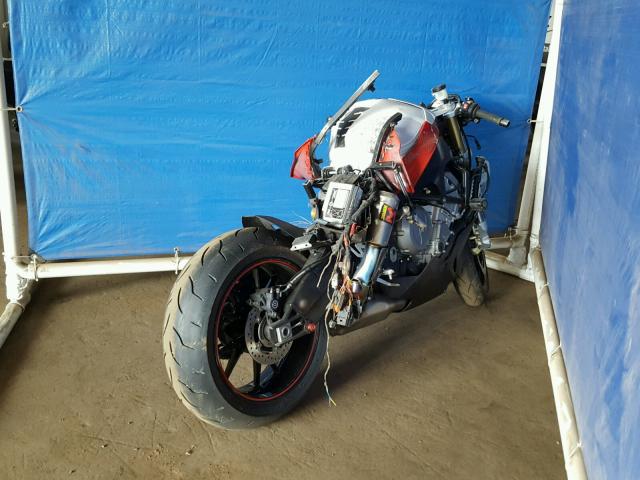 WB10D6008HZ710002 - 2017 BMW S 1000 RR WHITE photo 4