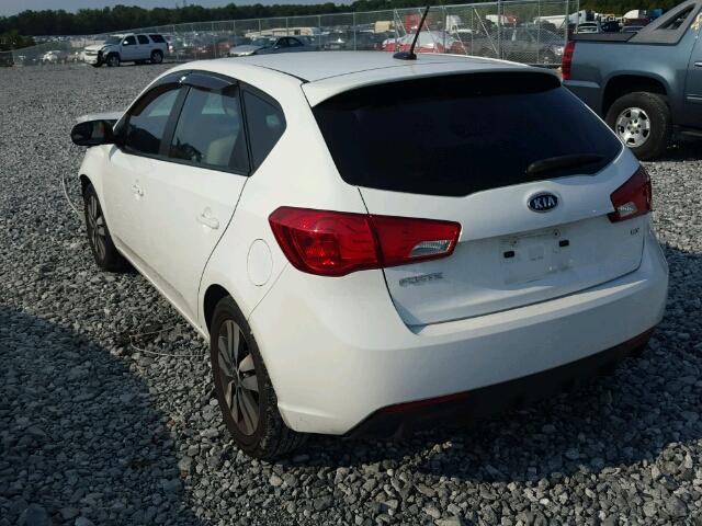 KNAFU5A21D5693968 - 2013 KIA FORTE EX WHITE photo 3