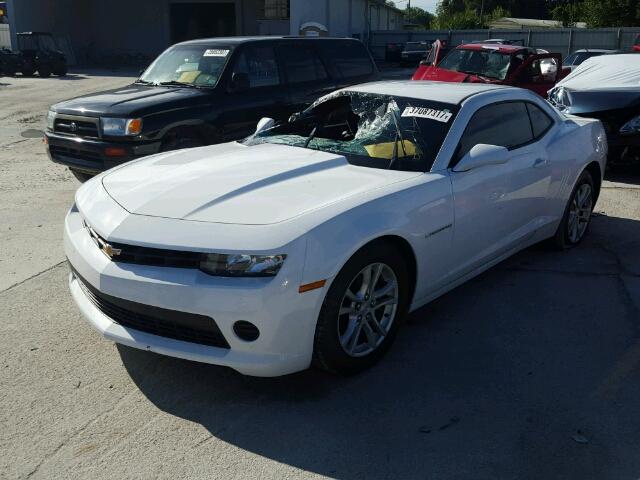 2G1FB1E37F9245883 - 2015 CHEVROLET CAMARO LS WHITE photo 2