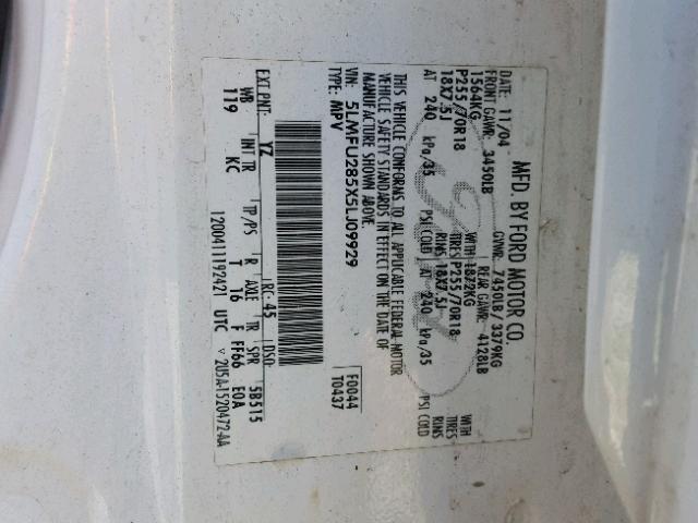 5LMFU285X5LJ09929 - 2005 LINCOLN NAVIGATOR WHITE photo 10